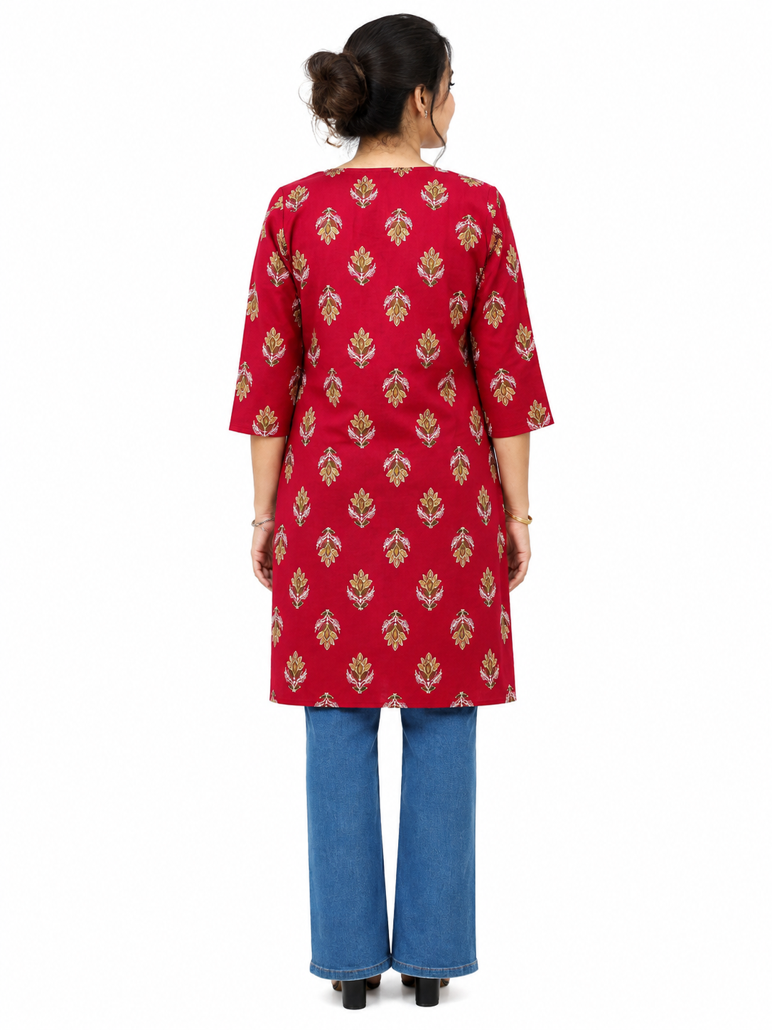 Women’s Maroon Printed Straight Kurti with Round Neck & 3/4 Sleeves